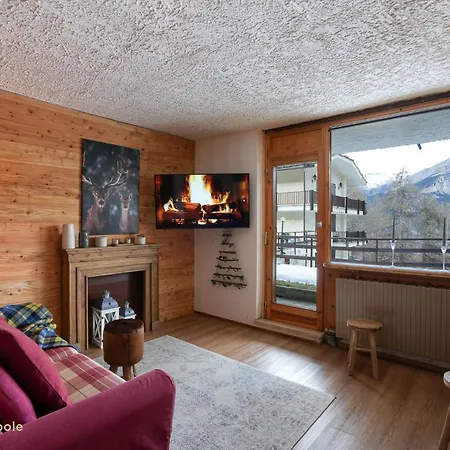 Rifugio Sauze, Mountain View & Skii Lope Apartment